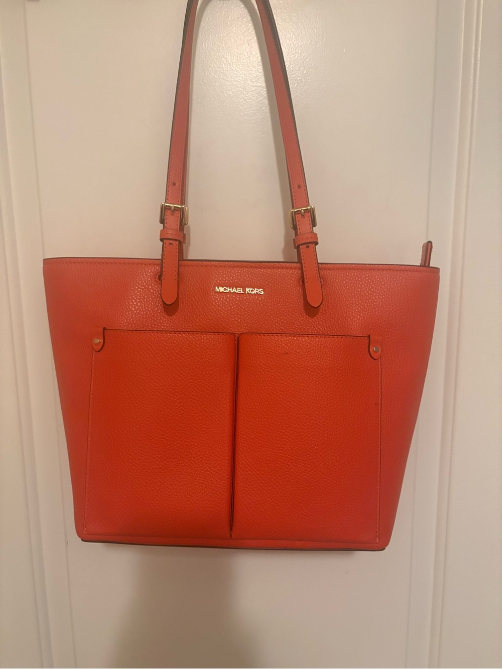 Michael Kors Jet Set Medium Pebbled Leather Pocket Tote - Mandarin Orange